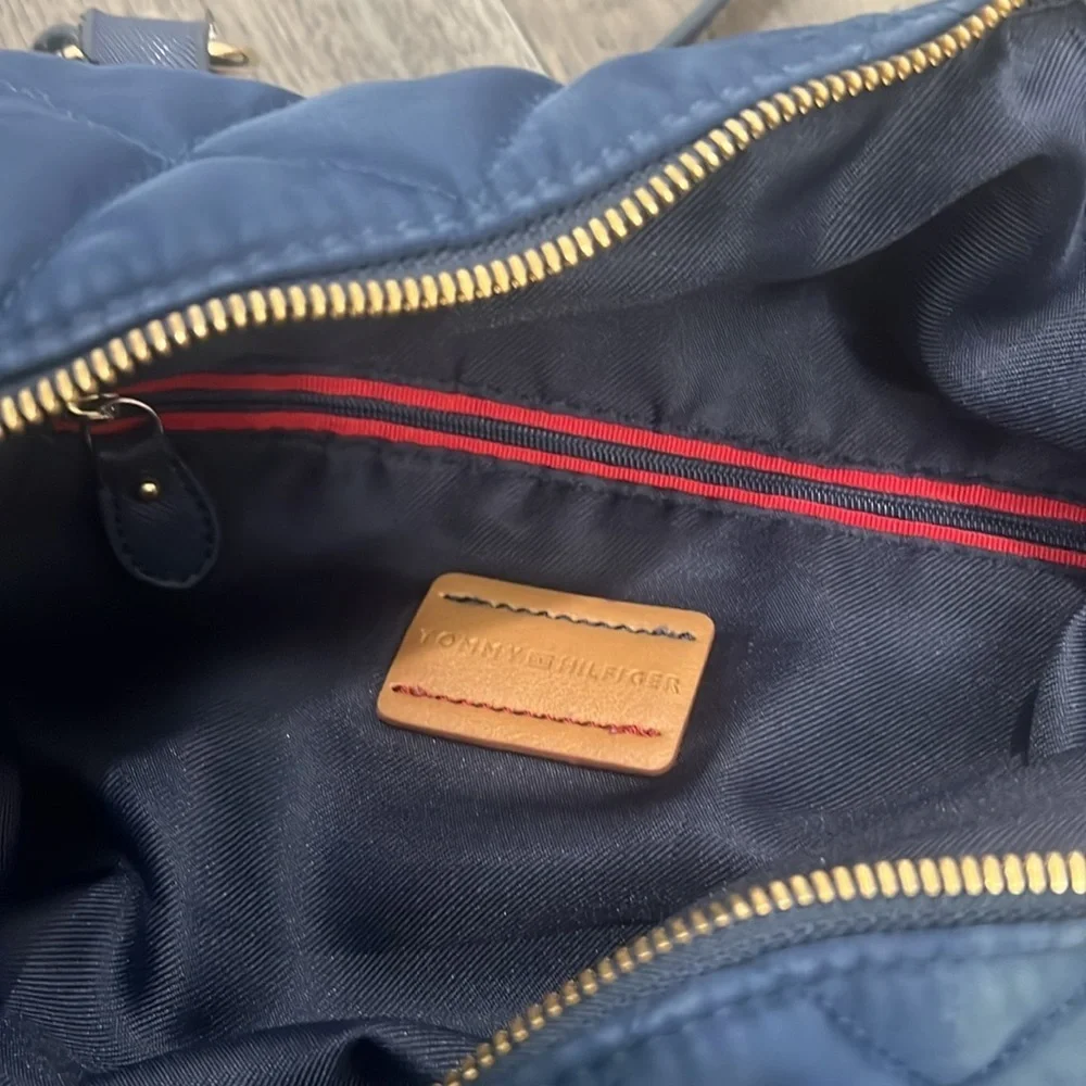 Tommy Hilfiger quilted tote bag